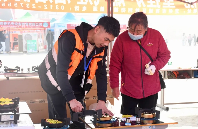 定州市舉辦家電以舊換新產品推介會